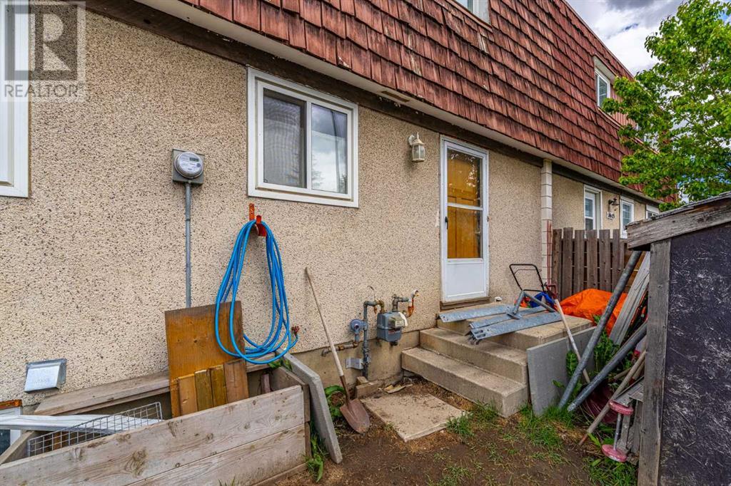 Single Family House for Sale in  A Street SE Ogden Calgary 