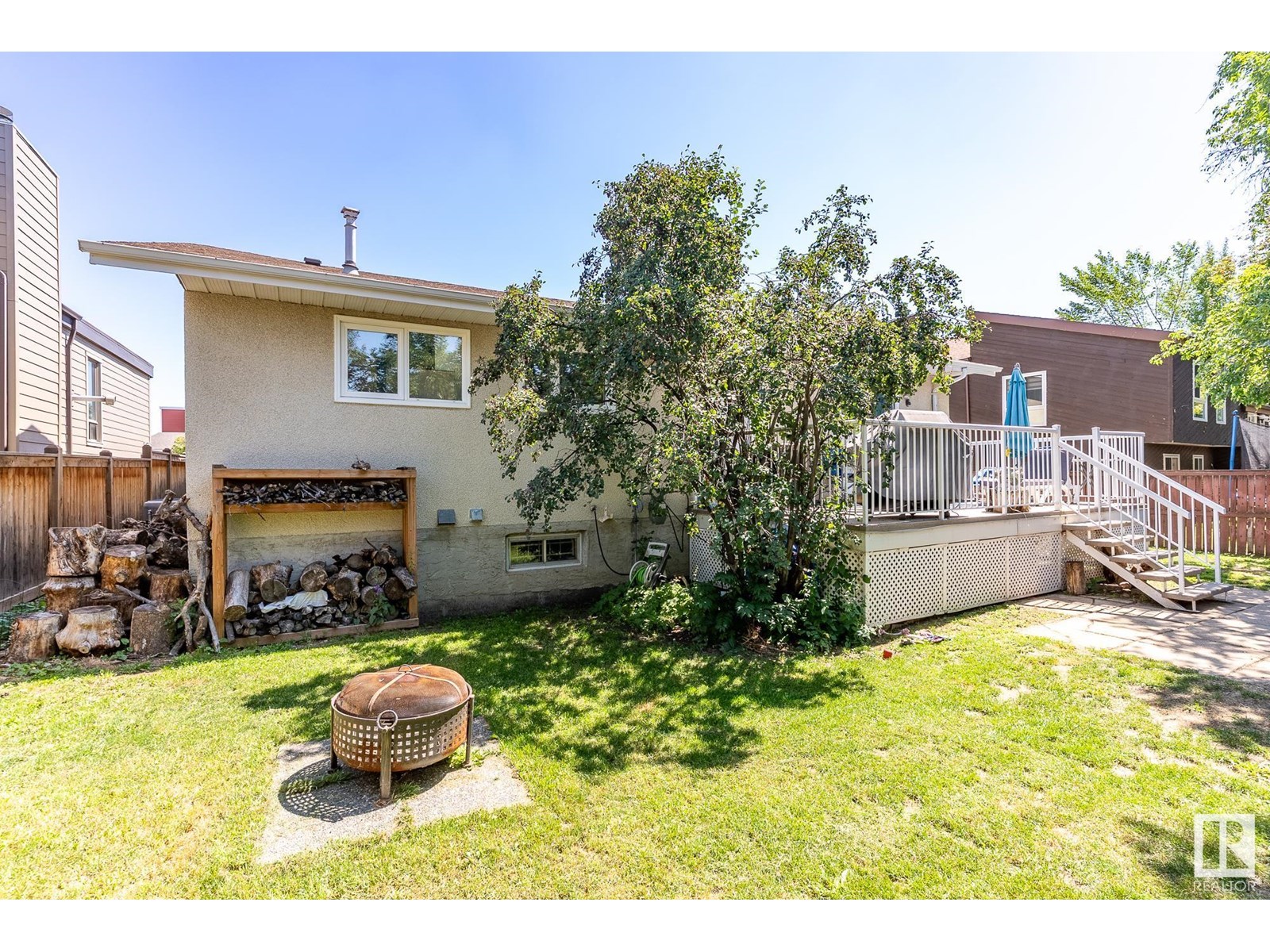 Photo 39 of 2432 106 St Nw, Edmonton AB