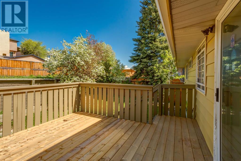 Single Family House Bi-level for Sale in  Thornaby Way NW Thorncliffe Calgary 