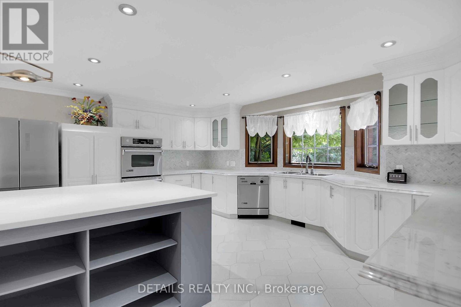 Photo 7 of 1341 Shylo Crescent, Ottawa ON
