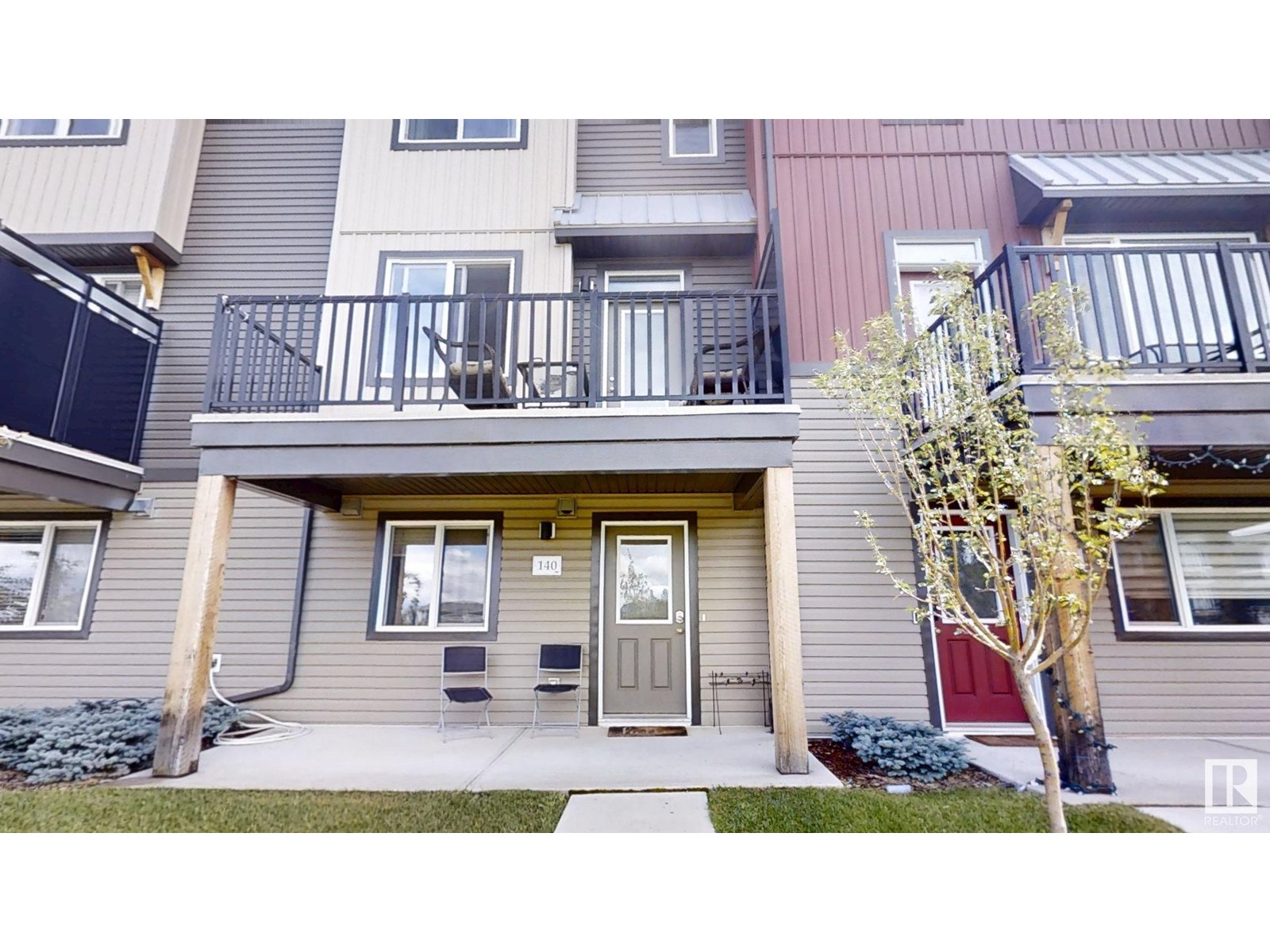 Photo 2 of 140 16903 68 St Nw, Edmonton AB
