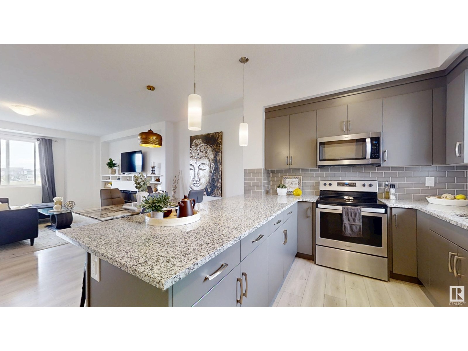 Photo 14 of 140 16903 68 St Nw, Edmonton AB