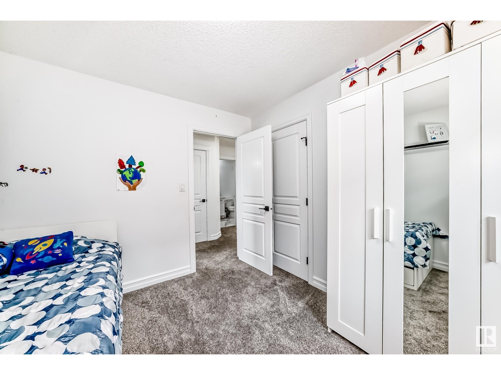Photo 33 of 18011 84 St Nw, Edmonton AB