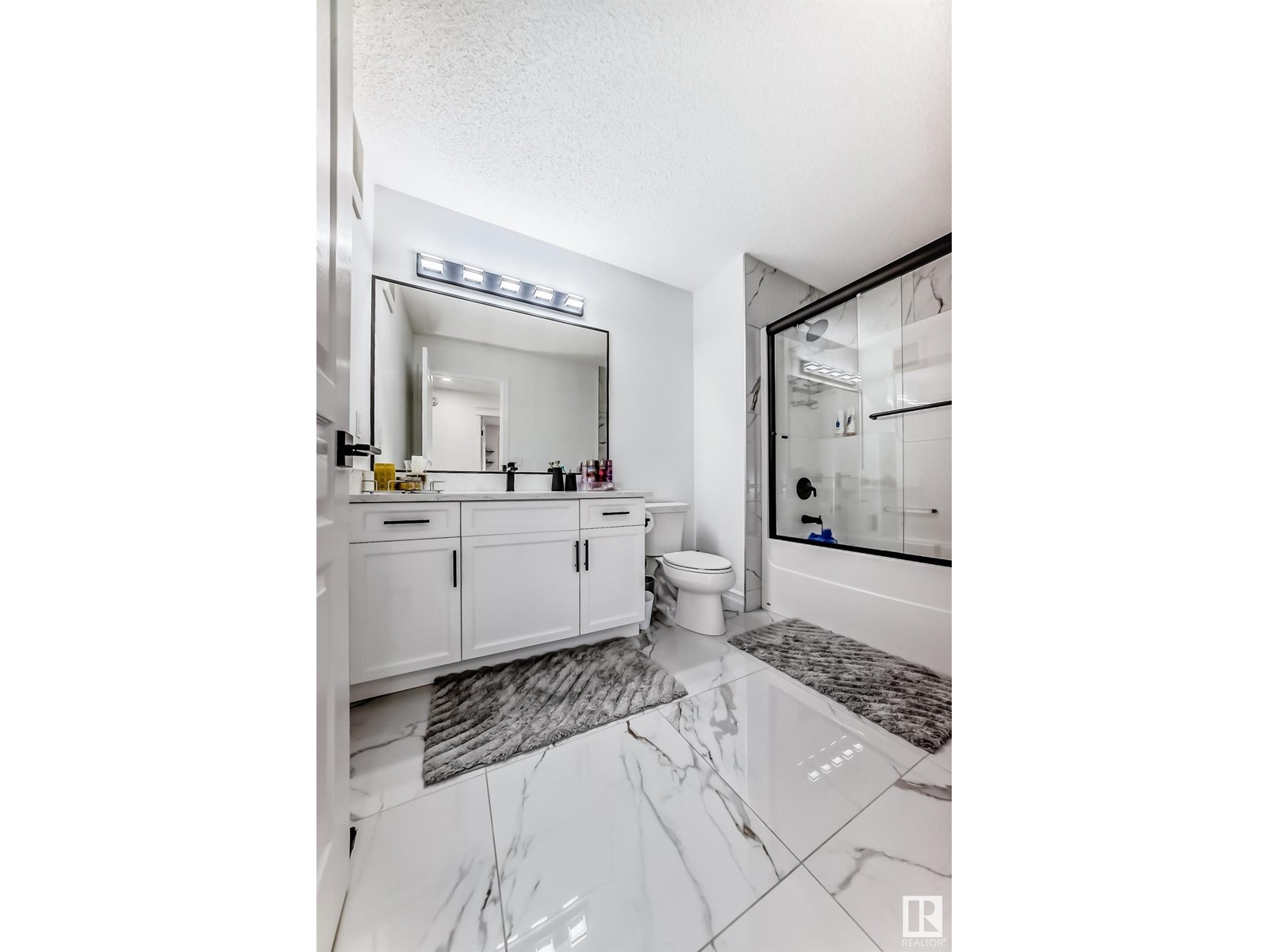 Photo 36 of 18011 84 St Nw, Edmonton AB