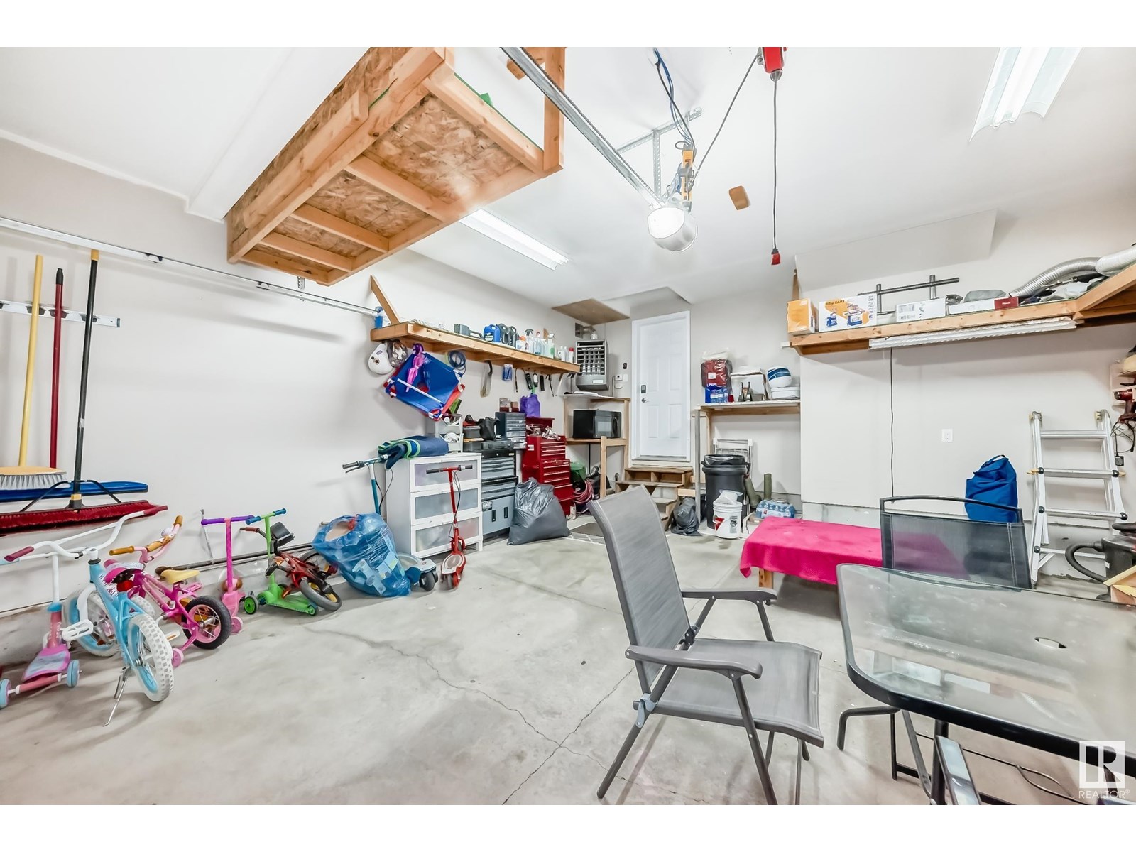 Photo 47 of 18011 84 St Nw, Edmonton AB