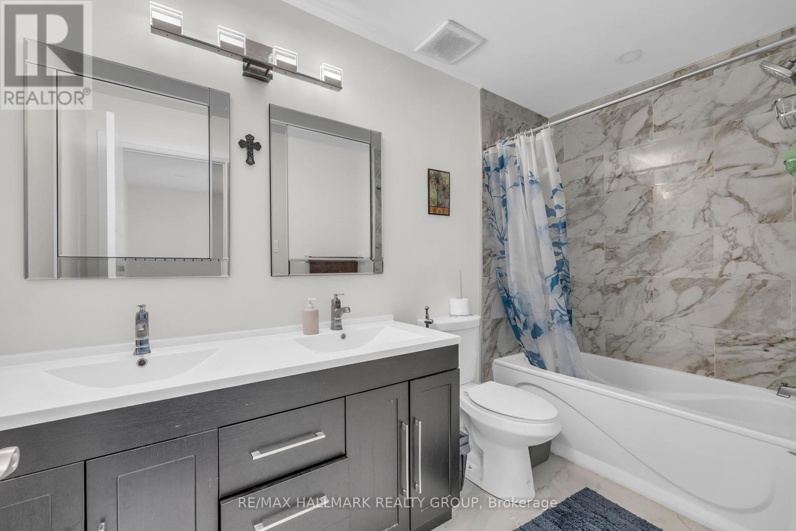 Photo 16 of 165 Longpre Street, Ottawa ON