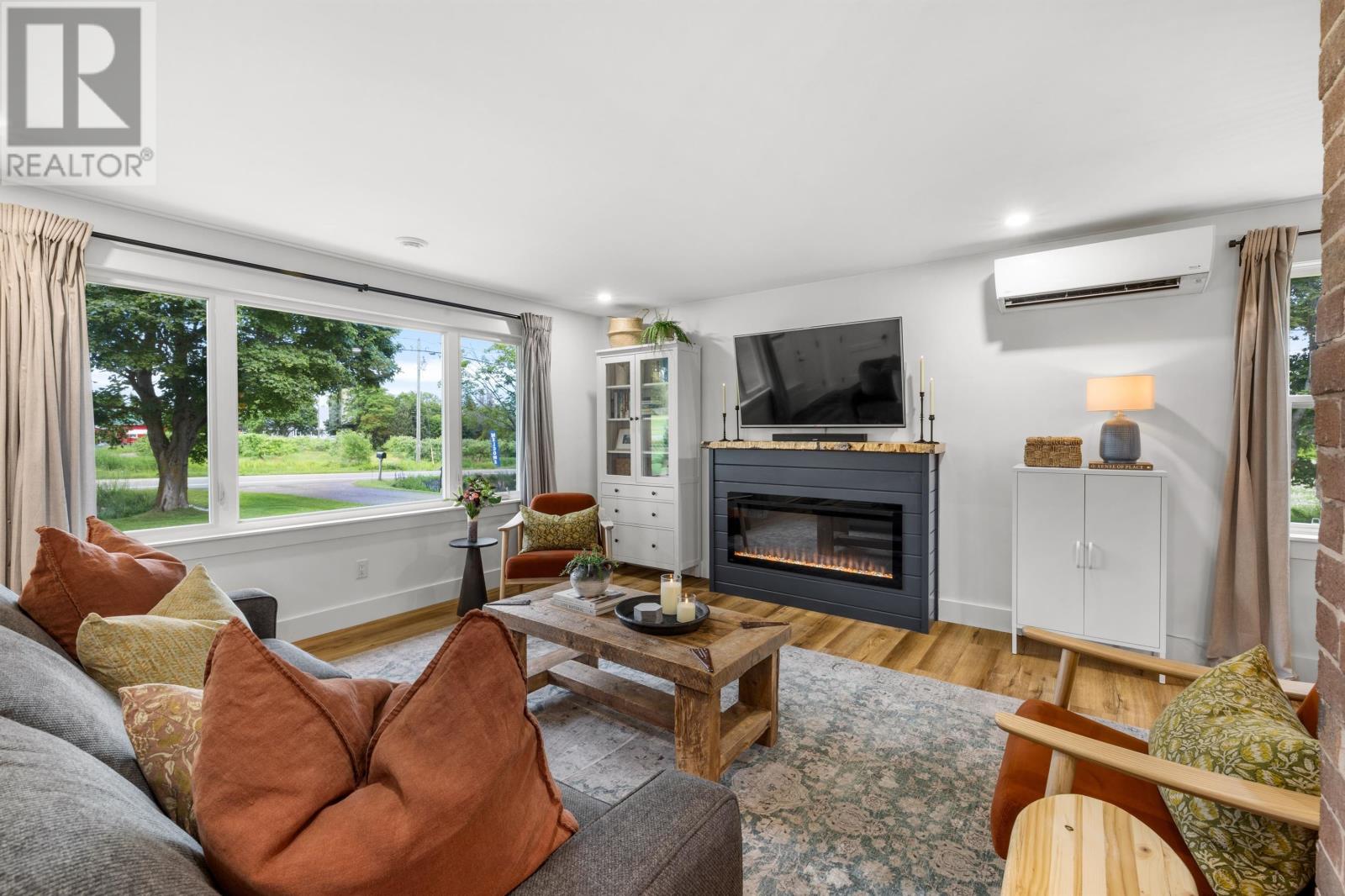 Photo 16 of 2095 North York River Rd, Warren Grove PE