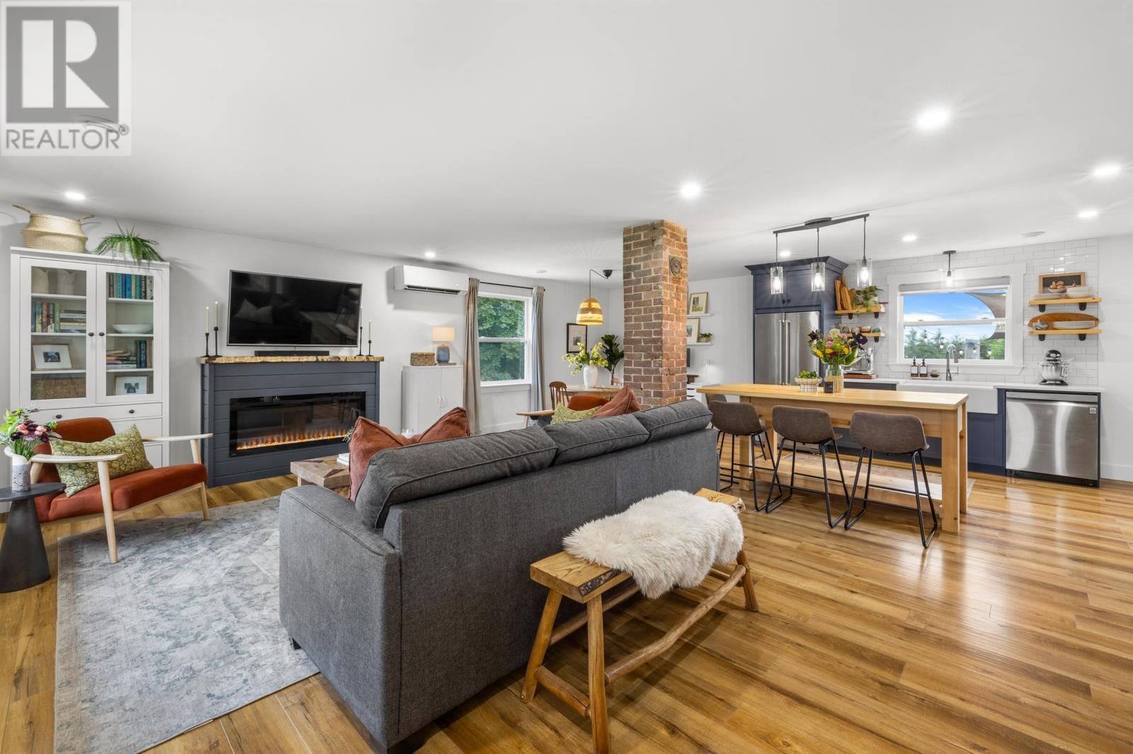 Photo 18 of 2095 North York River Rd, Warren Grove PE