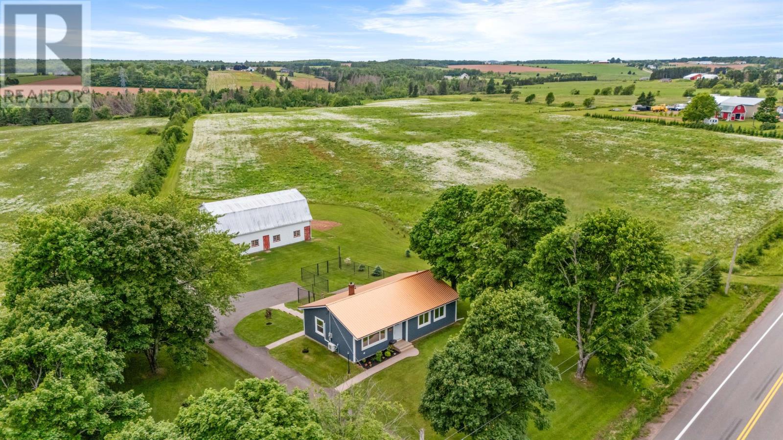 Photo 2 of 2095 North York River Rd, Warren Grove PE
