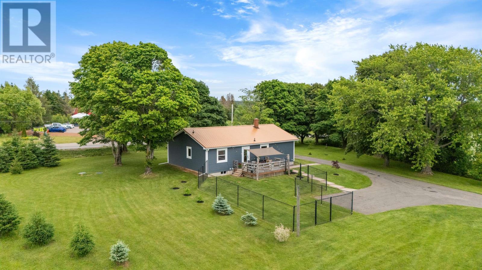 Photo 7 of 2095 North York River Rd, Warren Grove PE