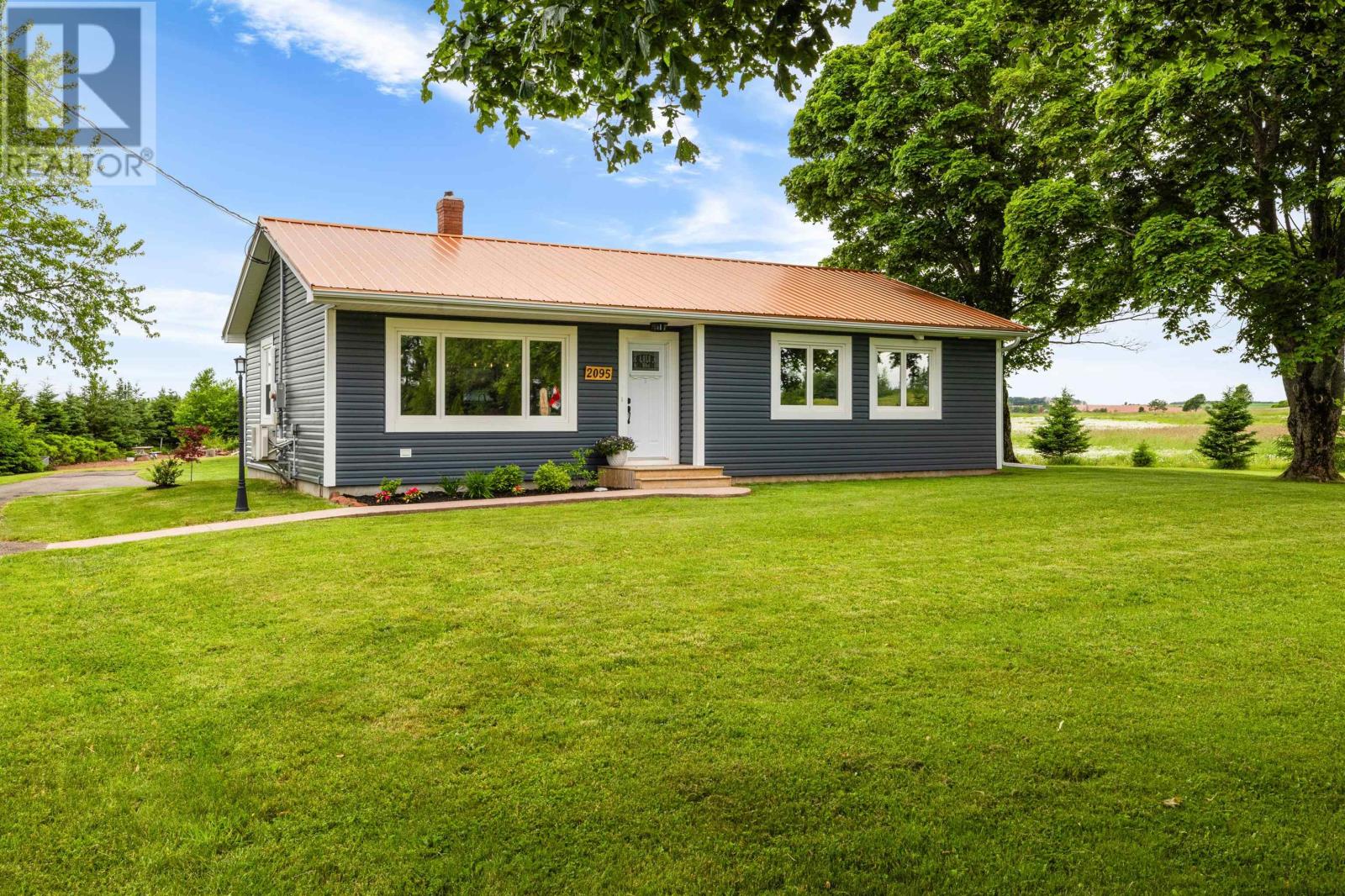 Photo 3 of 2095 North York River Rd, Warren Grove PE