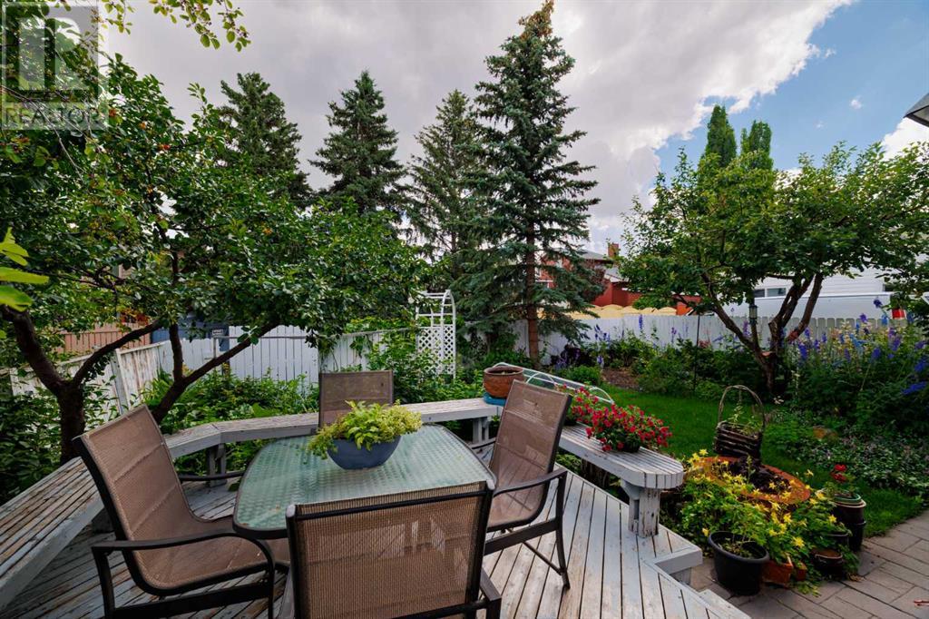 Single Family House for Sale in  Bernard Drive NW Beddington Heights Calgary 