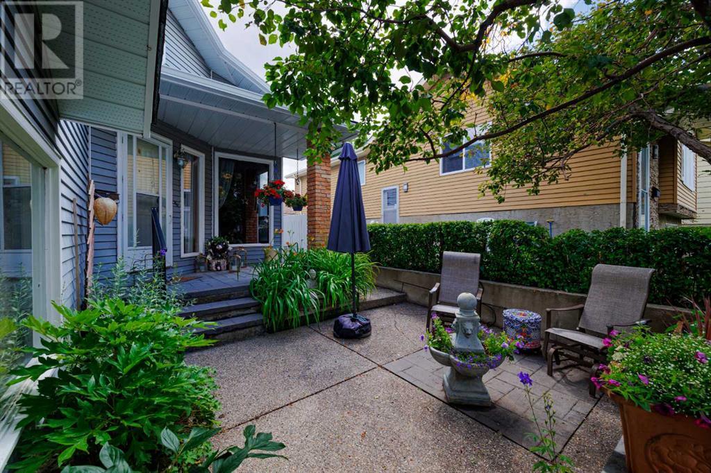 Single Family House for Sale in  Bernard Drive NW Beddington Heights Calgary 