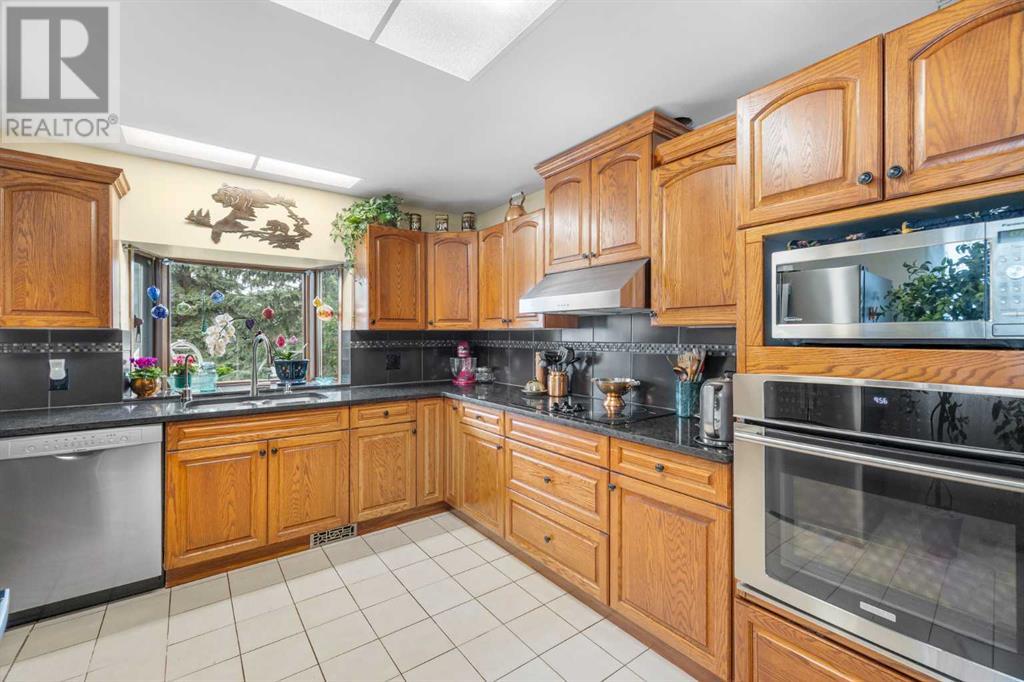 Single Family House for Sale in  Bernard Drive NW Beddington Heights Calgary 