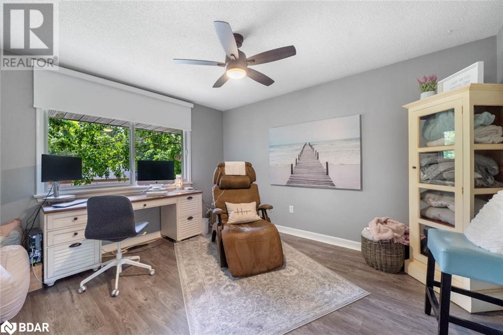 Photo 26 of 2 Noraline Avenue, Midhurst ON