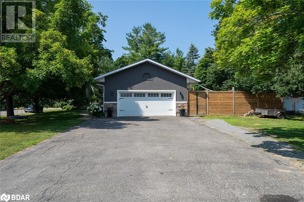 Photo 20 of 2 Noraline Avenue, Midhurst ON