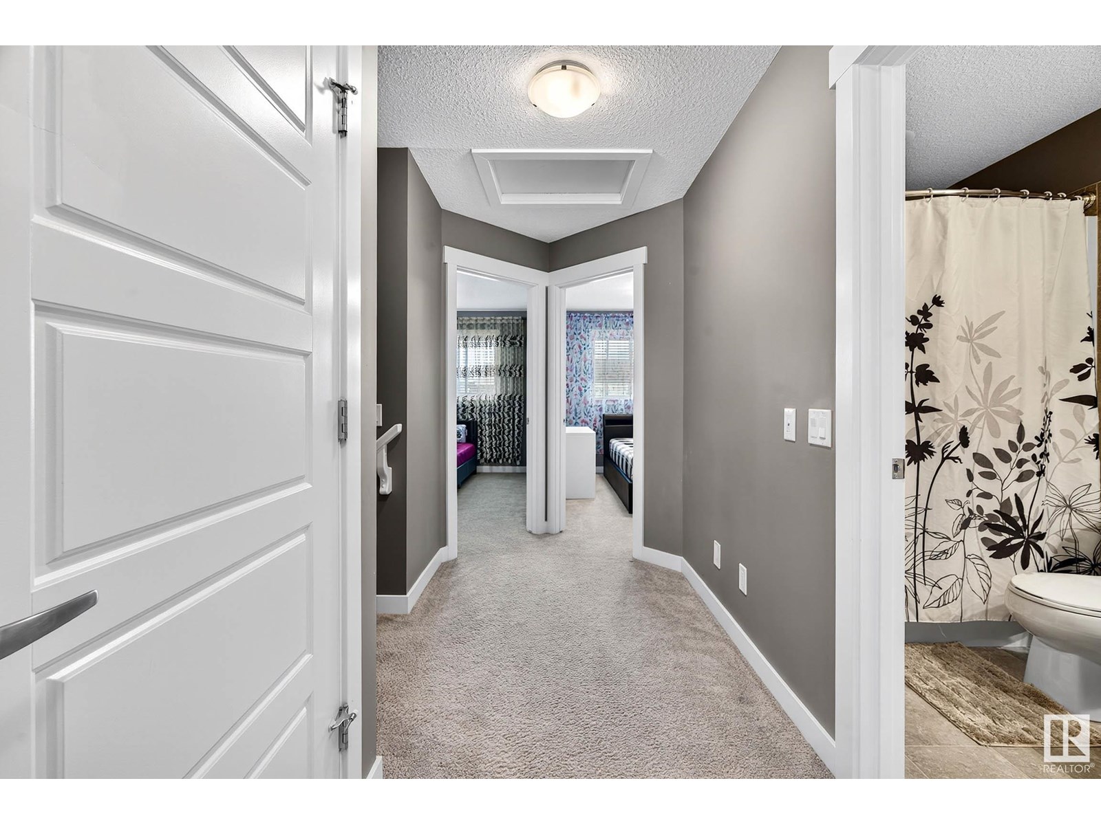 Photo 21 of 7327 Edgemont Wy Nw, Edmonton AB