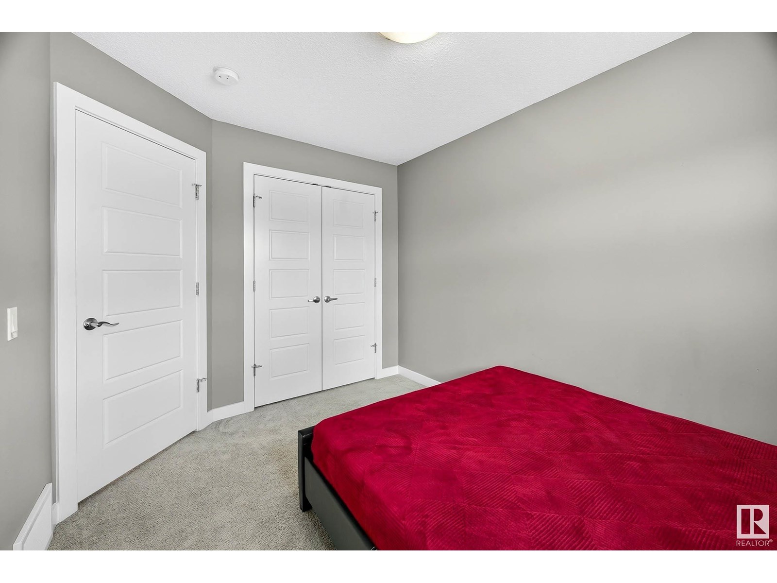 Photo 23 of 7327 Edgemont Wy Nw, Edmonton AB