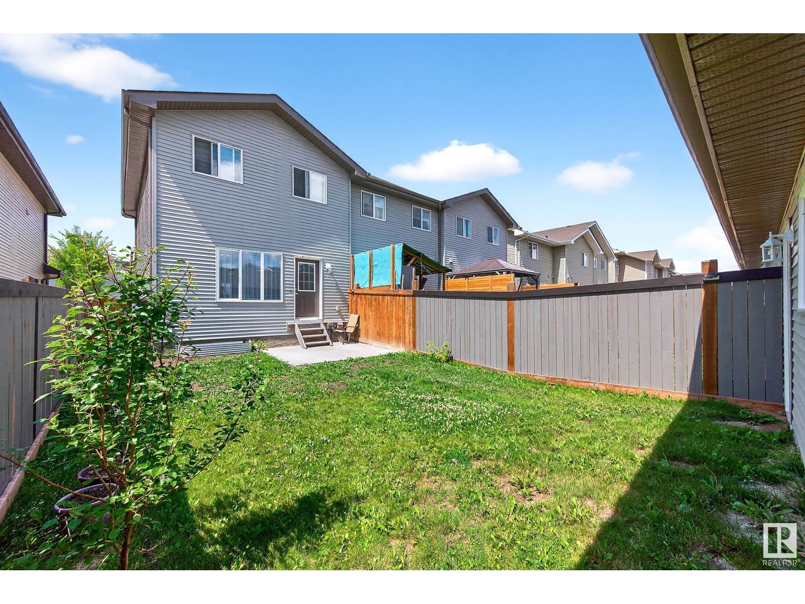 Photo 31 of 7327 Edgemont Wy Nw, Edmonton AB