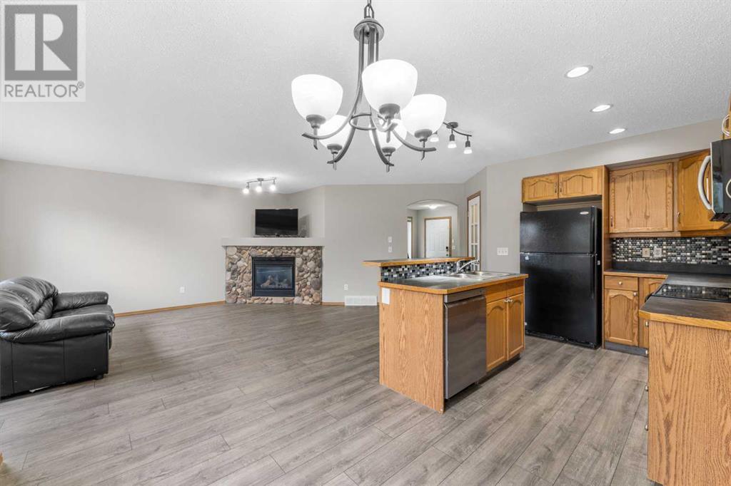 Single Family House for Sale in  Covebrook Close NE Coventry Hills Calgary 