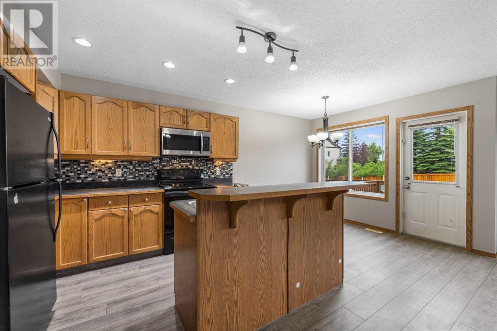 Single Family House for Sale in  Covebrook Close NE Coventry Hills Calgary 
