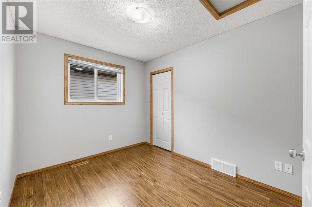 Single Family House for Sale in  Covebrook Close NE Coventry Hills Calgary 