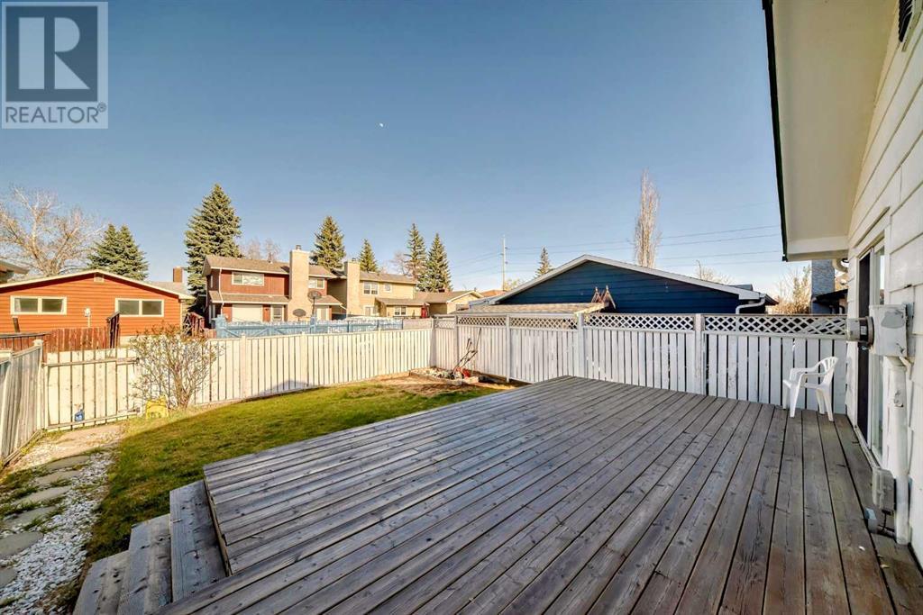 Photo 31 of 32 Midland Place Se, Calgary AB