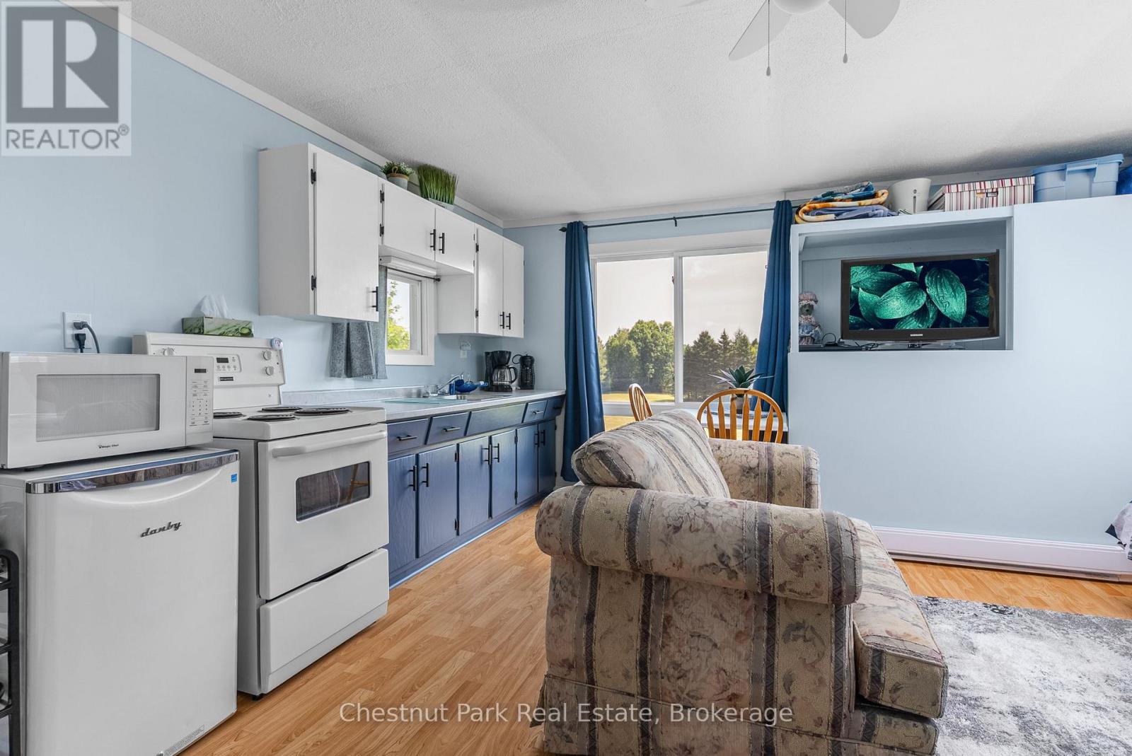 Photo 31 of 272 Centre Road, Parry Sound Remote Area ON