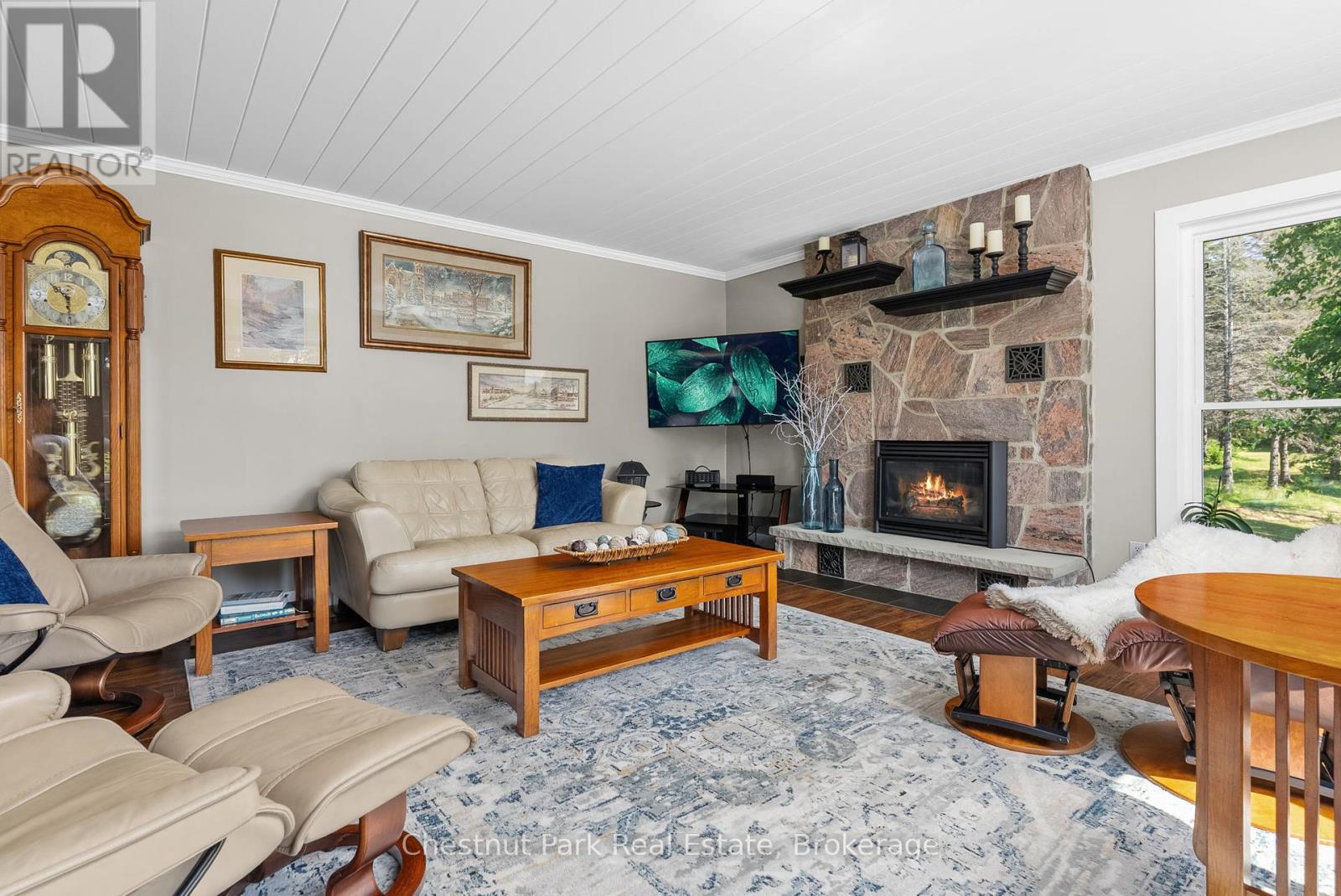 Photo 5 of 272 Centre Road, Parry Sound Remote Area ON