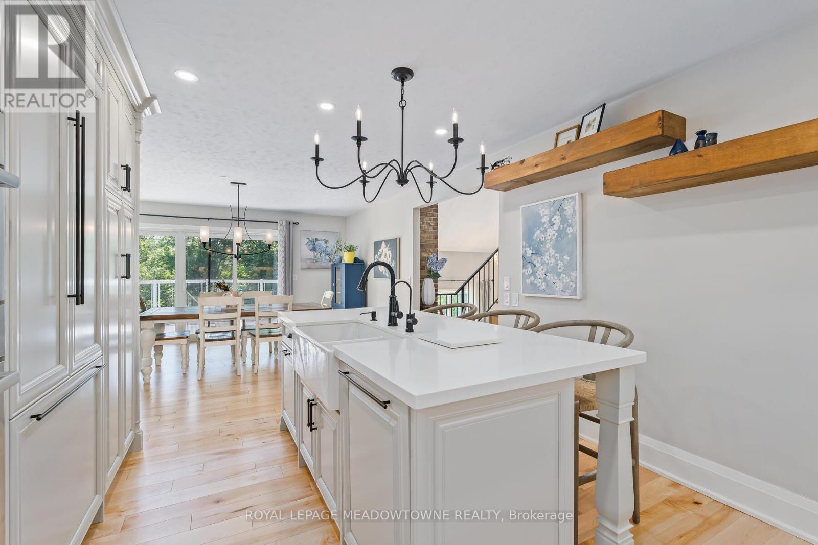 Photo 10 of 1 Erinlea Crescent, Erin ON