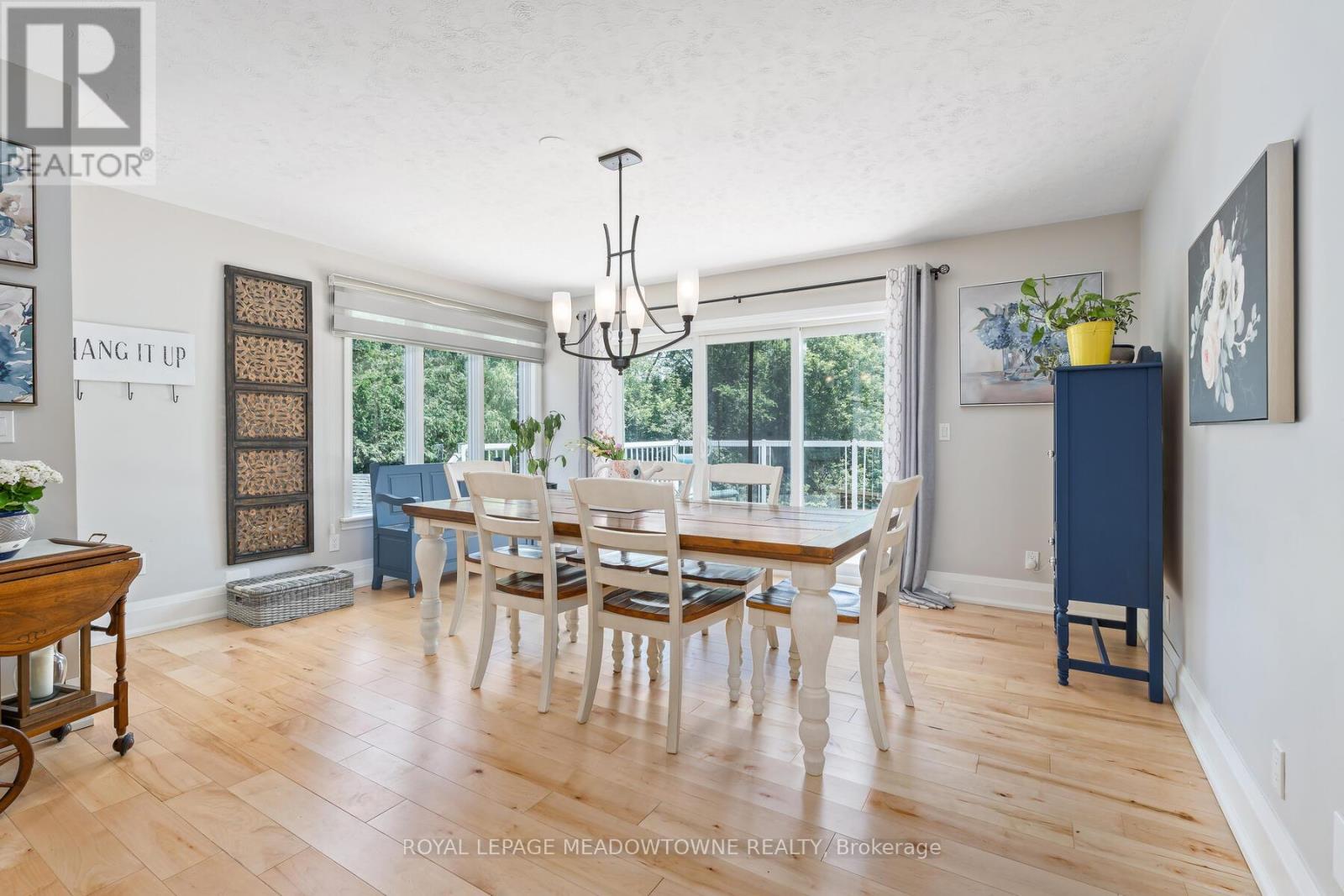 Photo 11 of 1 Erinlea Crescent, Erin ON