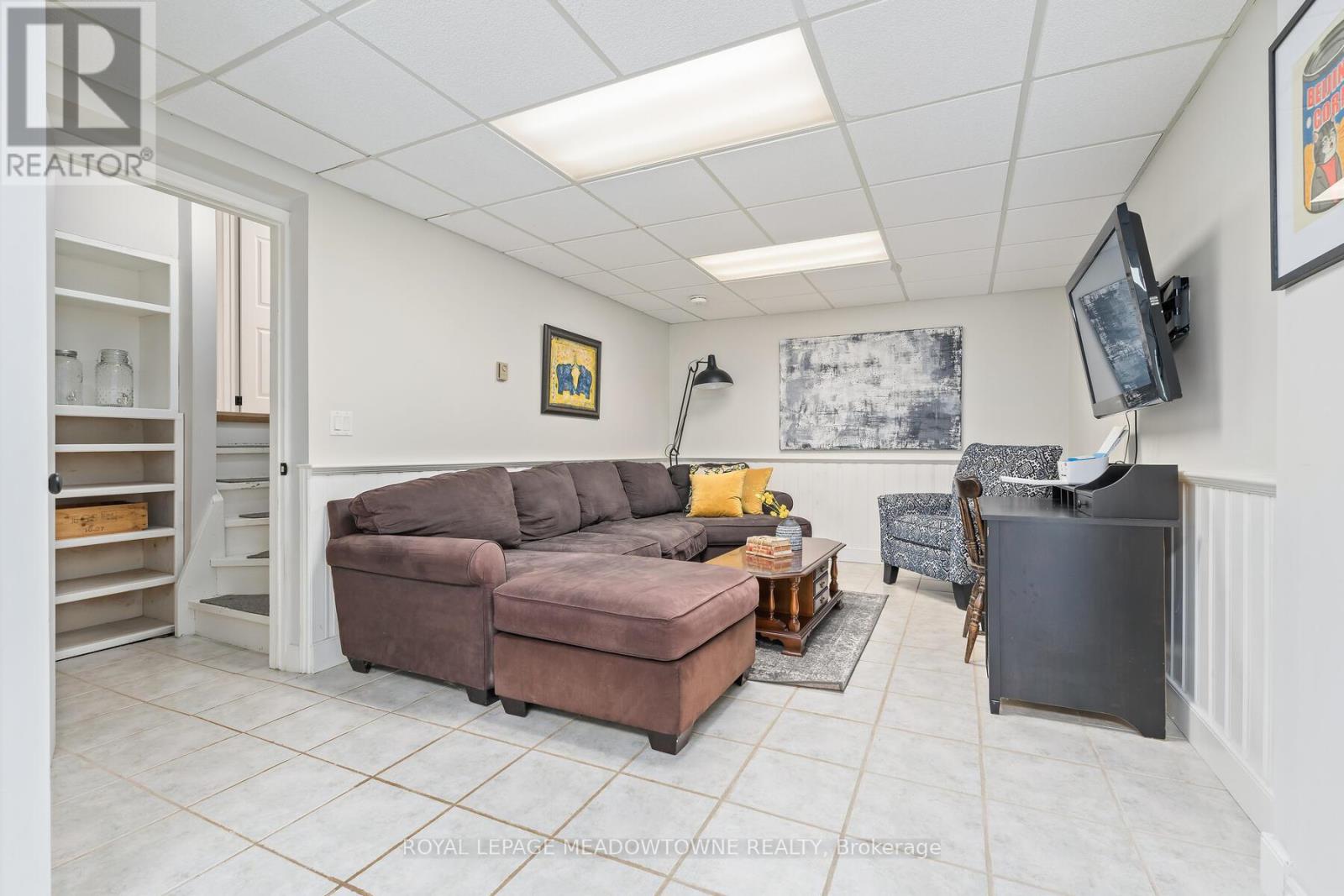 Photo 29 of 1 Erinlea Crescent, Erin ON