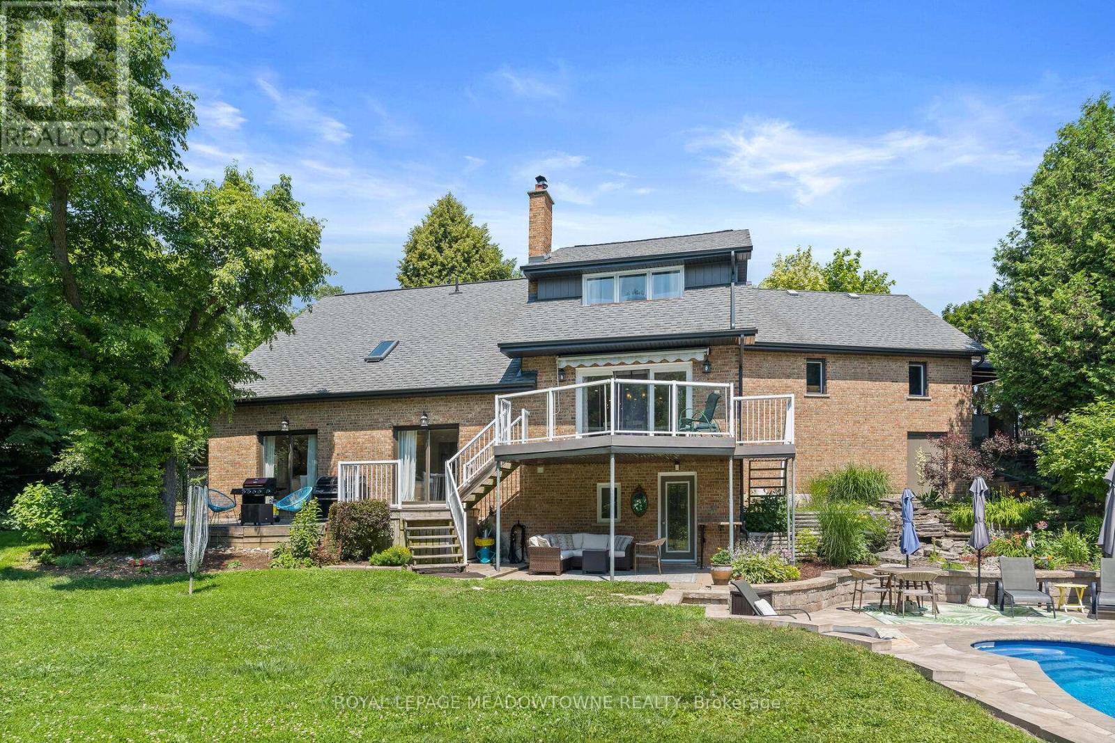 Photo 41 of 1 Erinlea Crescent, Erin ON
