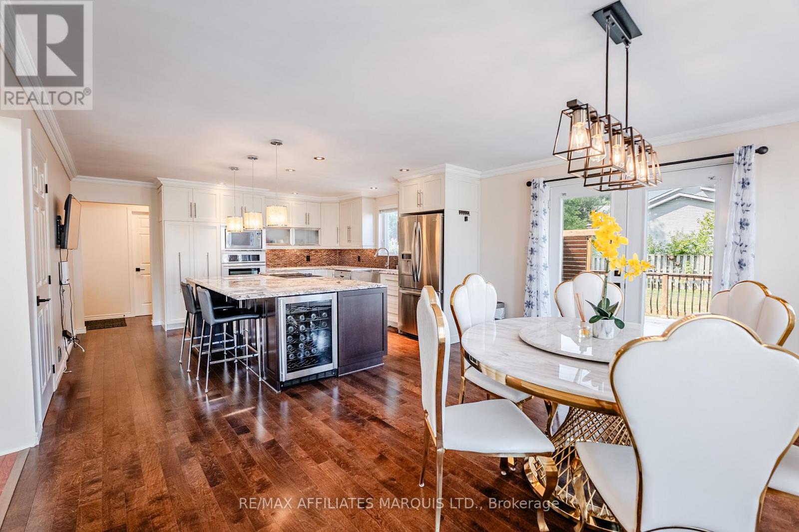 Photo 18 of 875 Kenyon Crescent, Cornwall ON