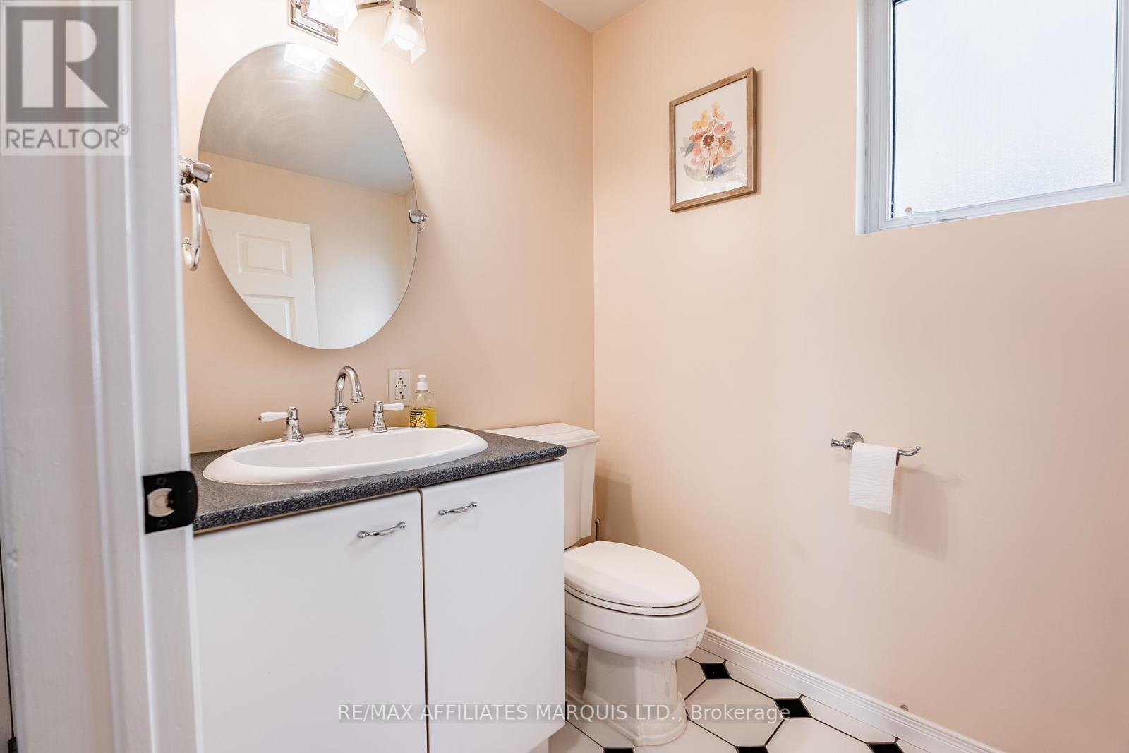 Photo 31 of 875 Kenyon Crescent, Cornwall ON