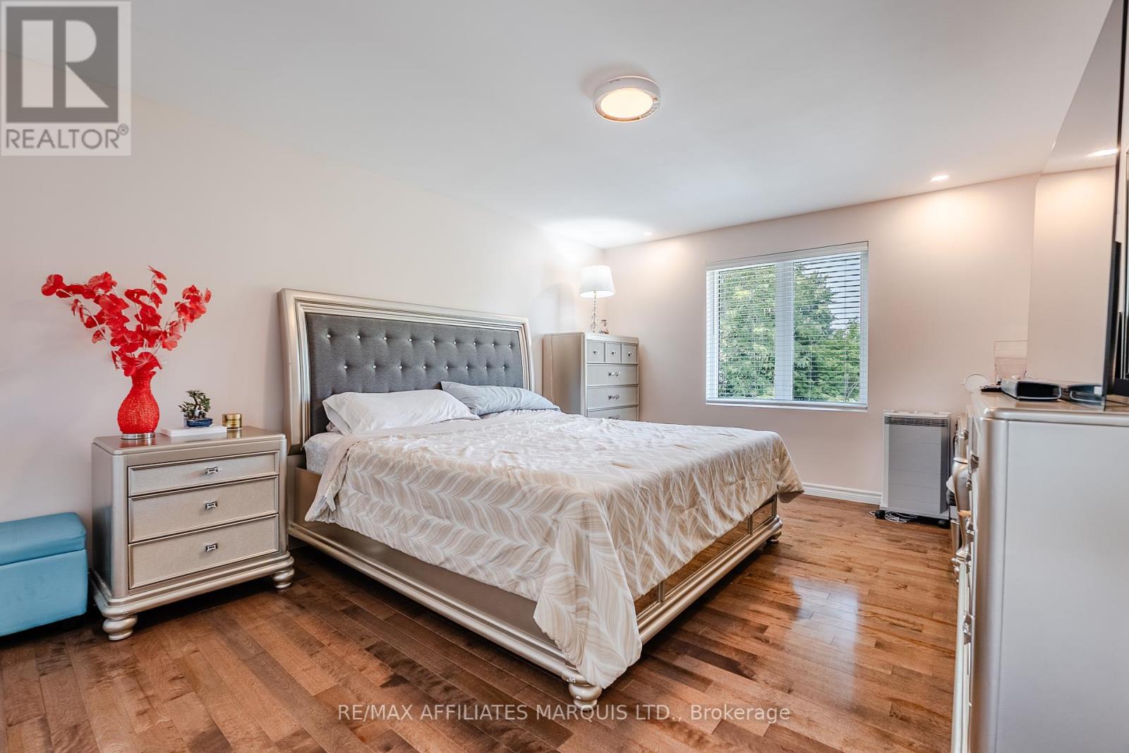 Photo 13 of 875 Kenyon Crescent, Cornwall ON