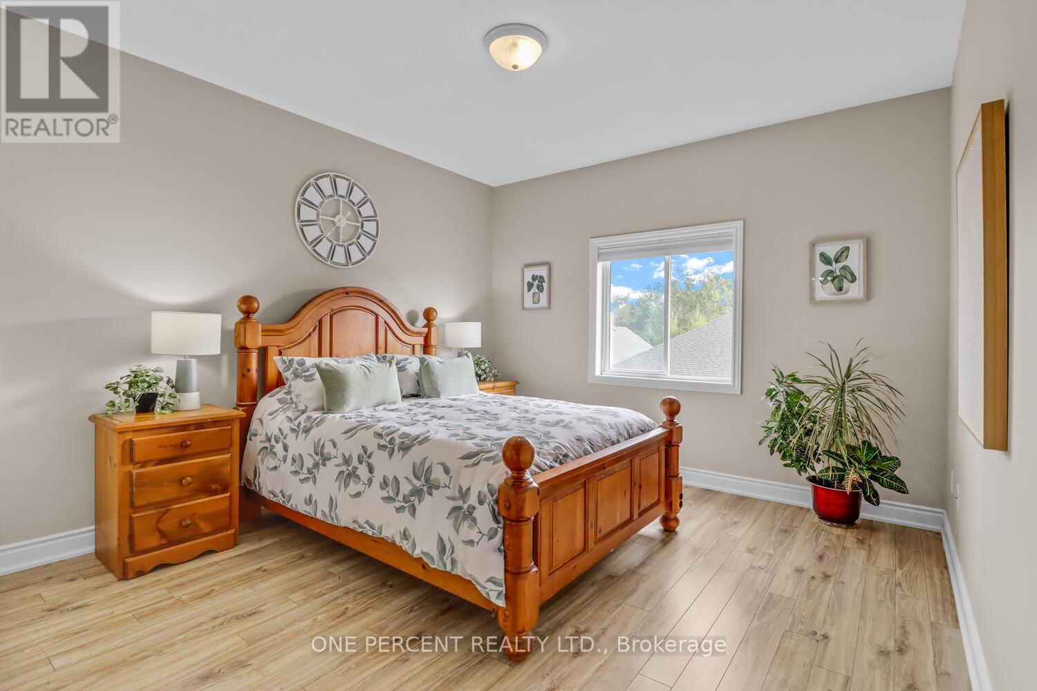 Photo 20 of 92 Lily Drive, Orillia ON