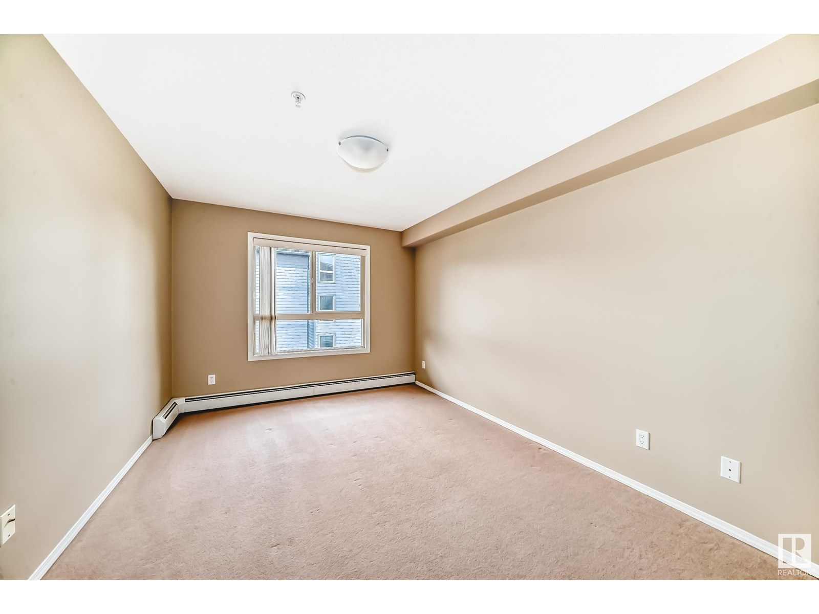 Photo 24 of 307 17011 67 Av Nw, Edmonton AB