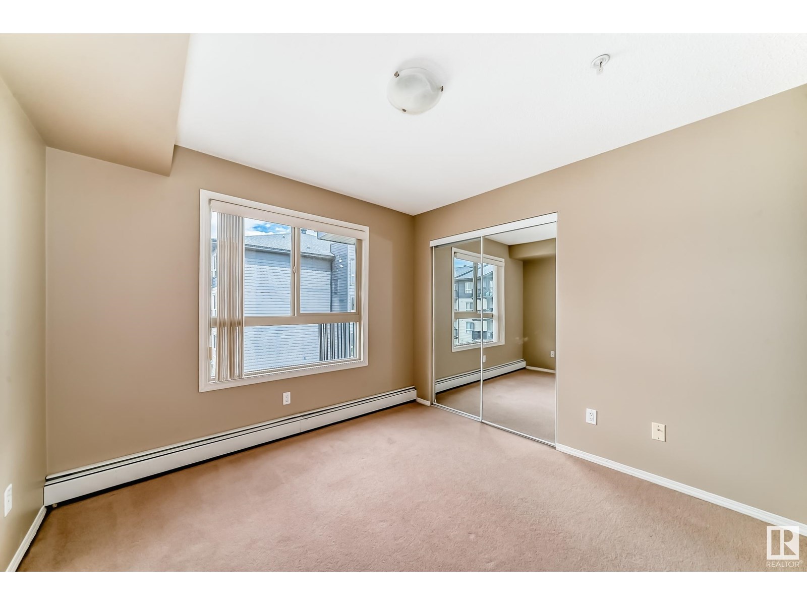 Photo 32 of 307 17011 67 Av Nw, Edmonton AB