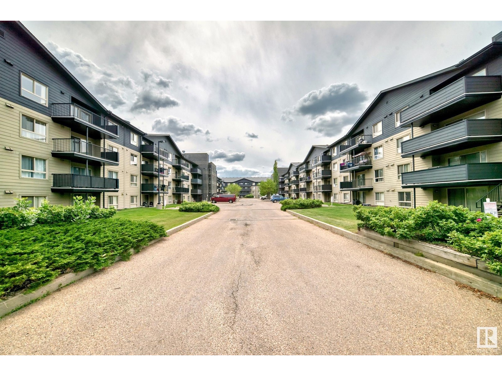 Photo 42 of 307 17011 67 Av Nw, Edmonton AB
