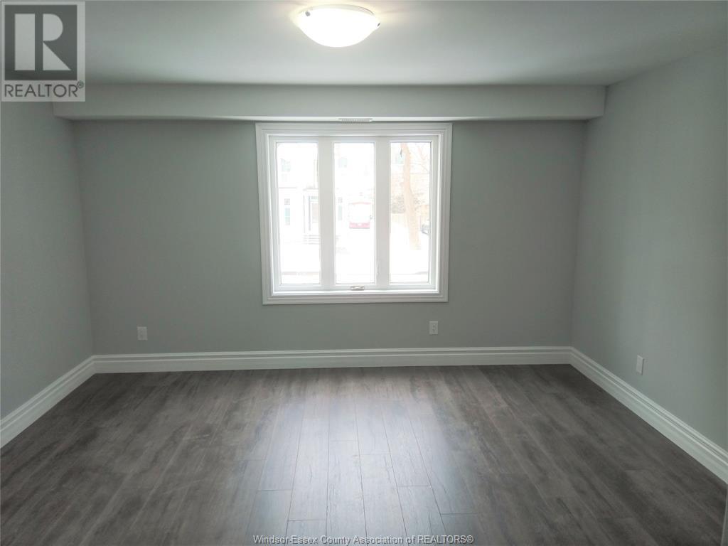 Photo 5 of 478 Janette Avenue, Windsor ON