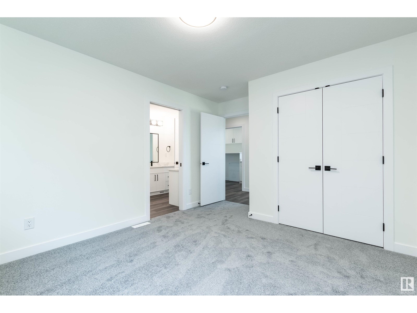 Photo 61 of 17 Sunbury Pl, Sherwood Park AB