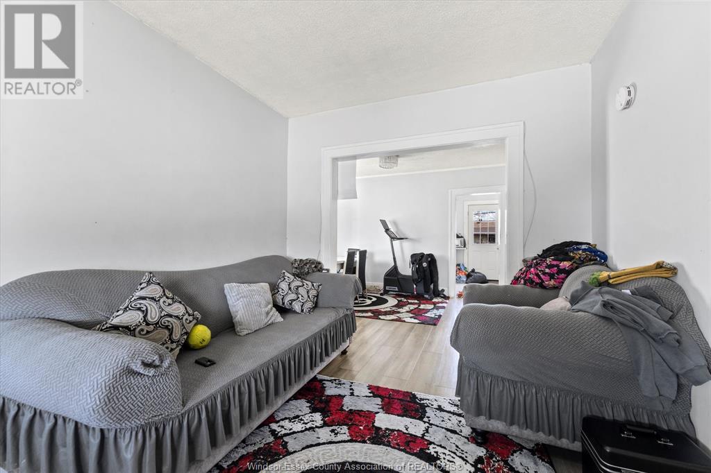 Photo 10 of 1054 Josephine, Windsor ON