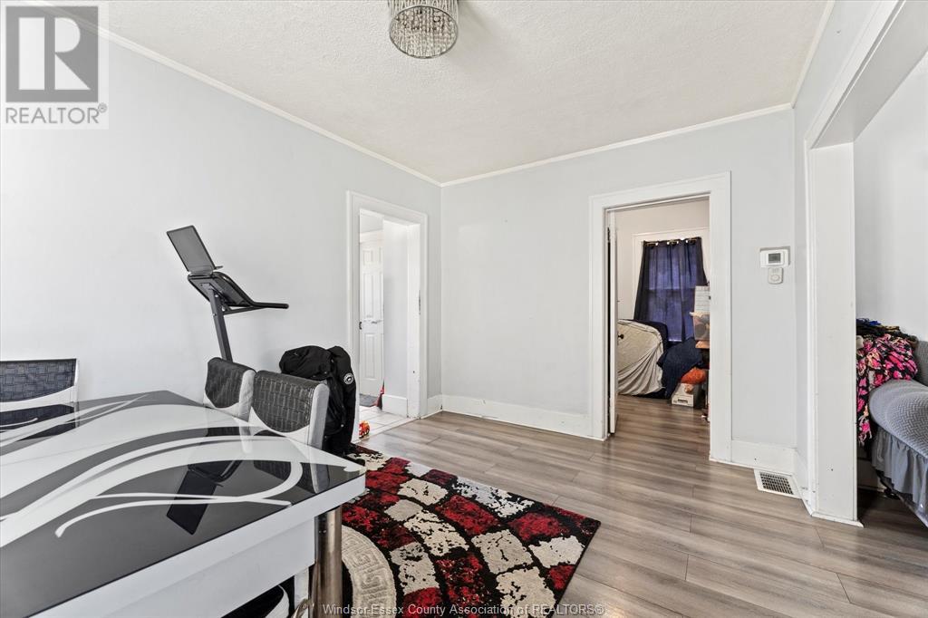 Photo 5 of 1054 Josephine, Windsor ON