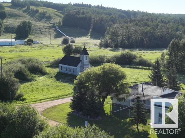 Photo 56 of 5111 50 St, Tawatinaw AB