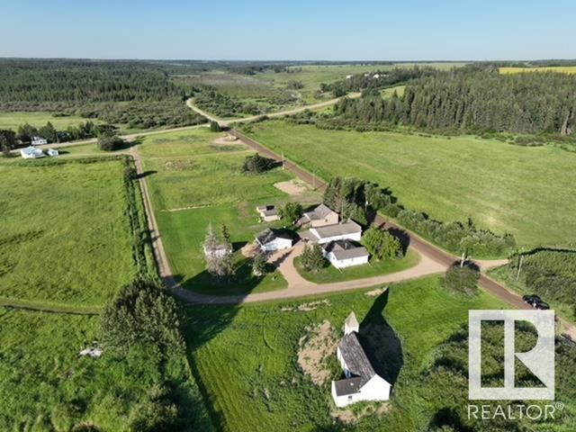 Photo 16 of 5111 50 St, Tawatinaw AB