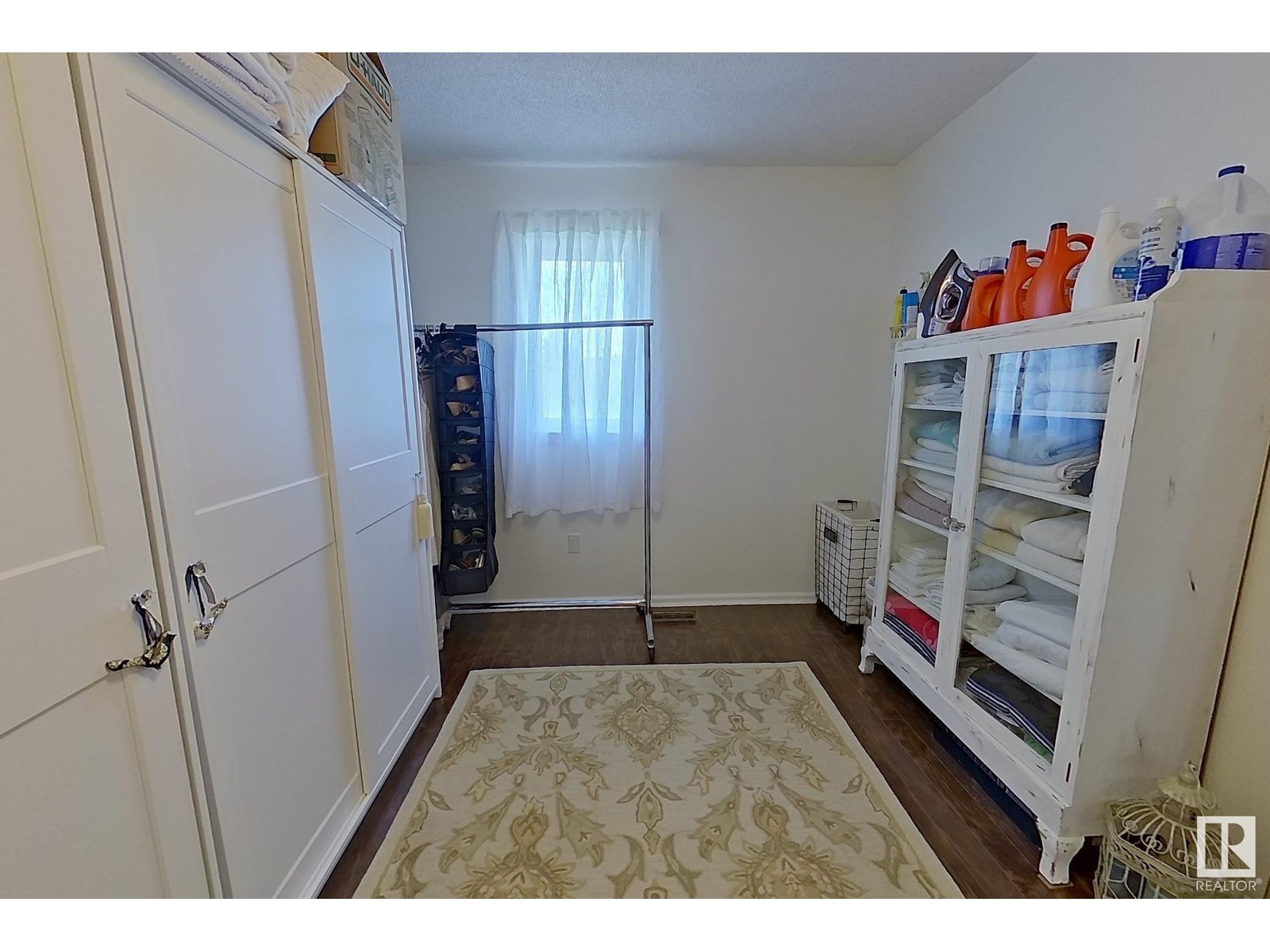 Photo 10 of 5111 50 St, Tawatinaw AB