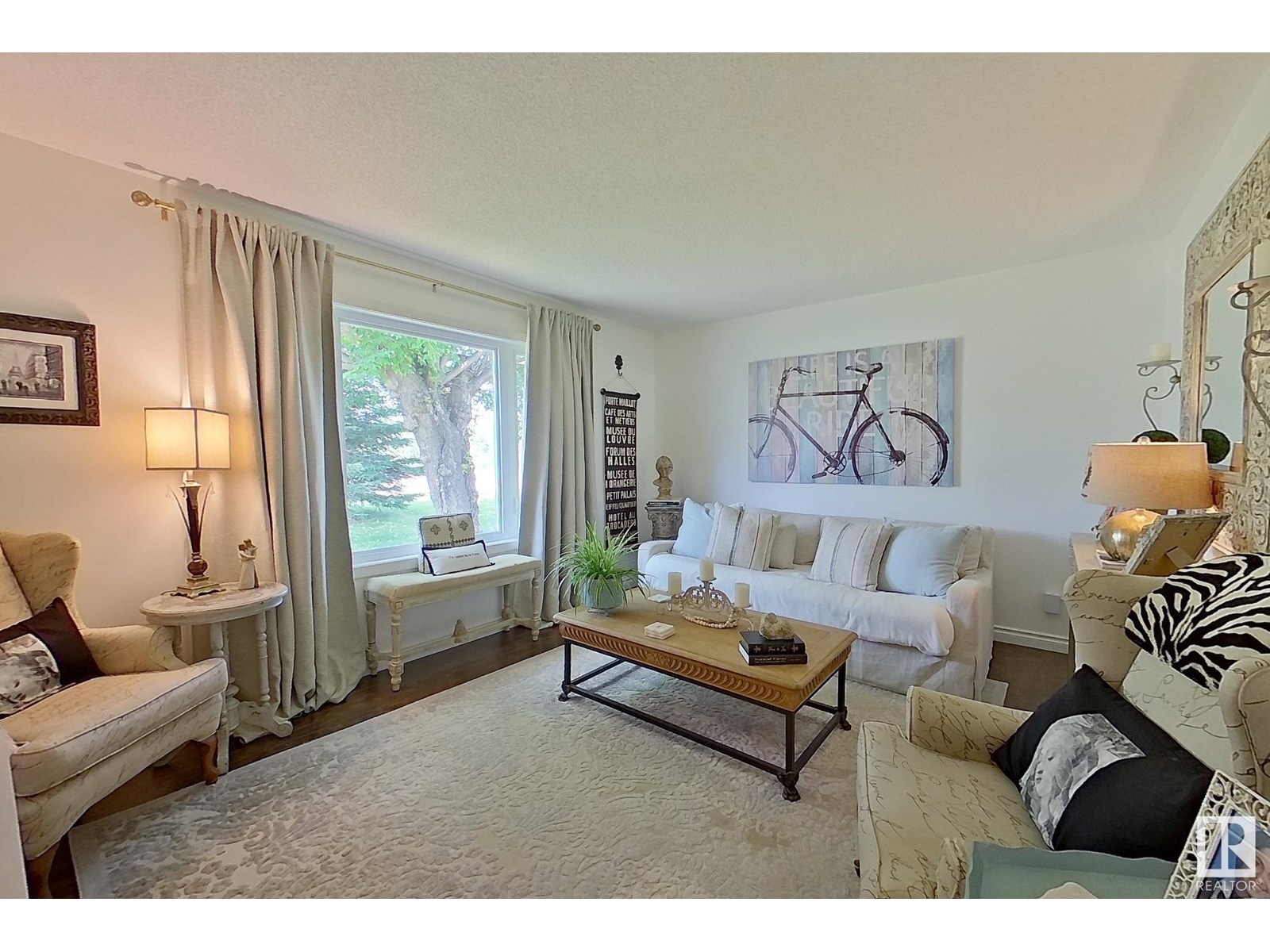 Photo 1 of 5111 50 St, Tawatinaw AB
