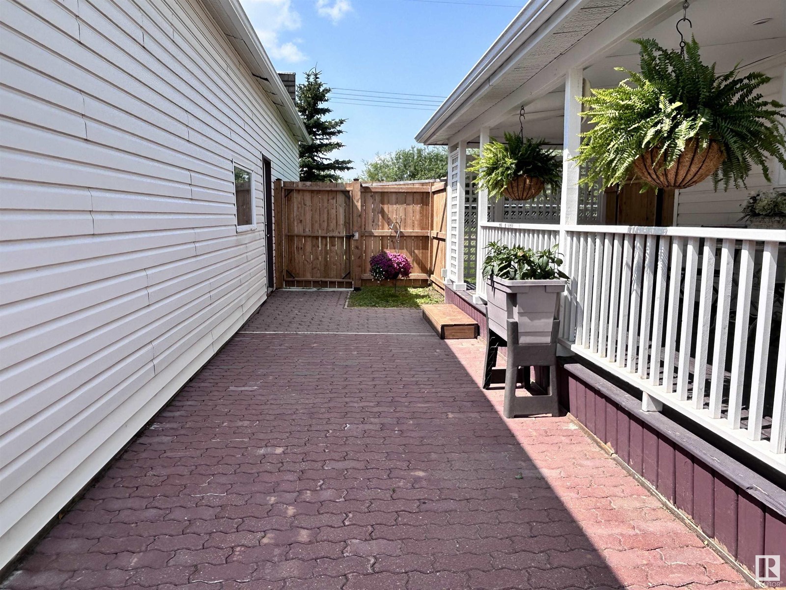 Photo 25 of 5111 50 St, Tawatinaw AB