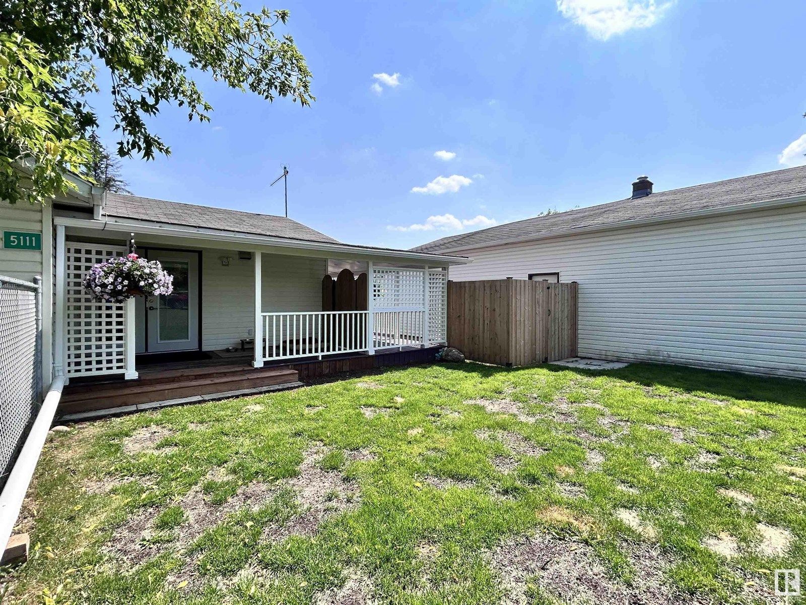 Photo 45 of 5111 50 St, Tawatinaw AB